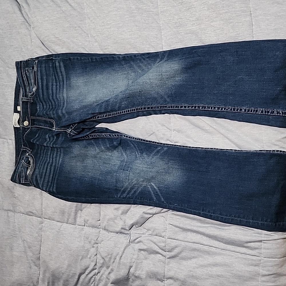 Buckle, BKE denim